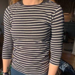 3/4 sleeve shirt